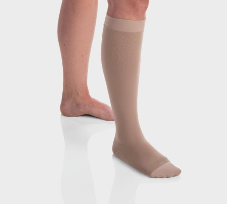 Mynd Juzo sárasokkar